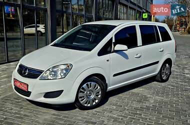Минивэн Opel Zafira 2010 в Полтаве