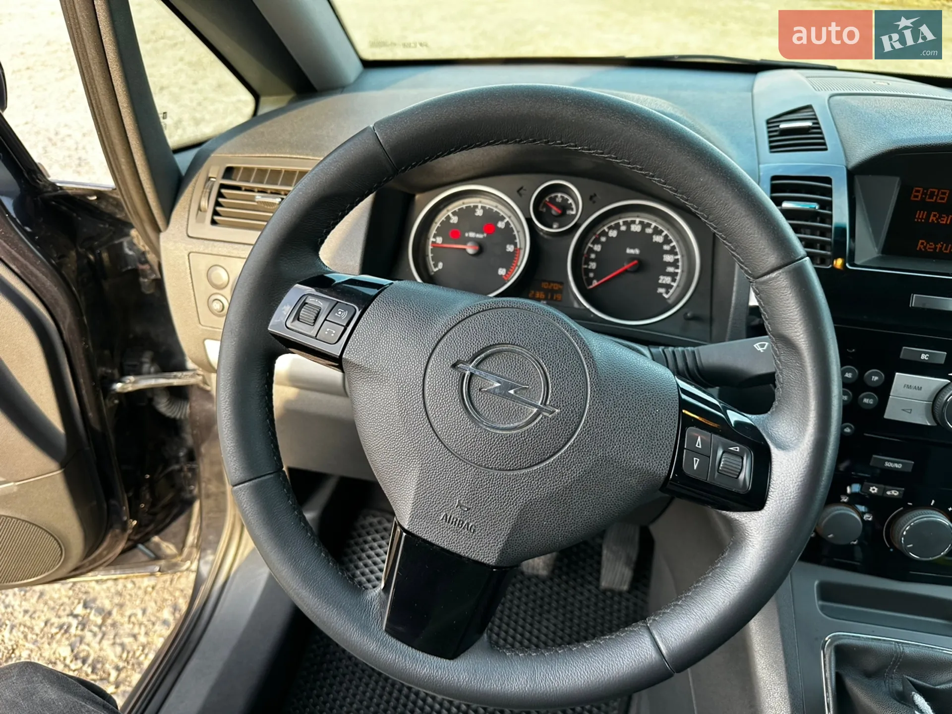 2011 Opel Zafira - мініатюра 27