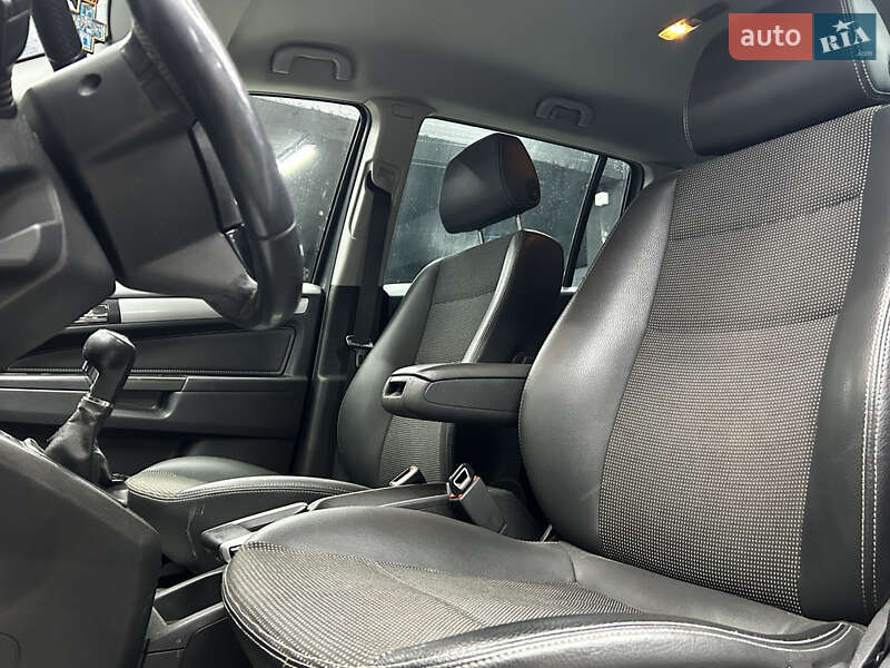 Минивэн Opel Zafira 2011 в Черновцах