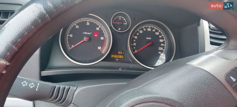 Минивэн Opel Zafira 2006 в Гожулах фото 11 Минивэн Opel Zafira 2006 в Гожулах