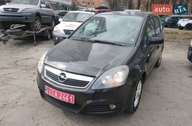 Минивэн Opel Zafira 2008 в Ровно