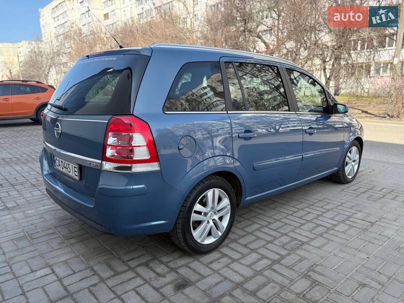Мінівен Opel Zafira 2008 в Черкасах