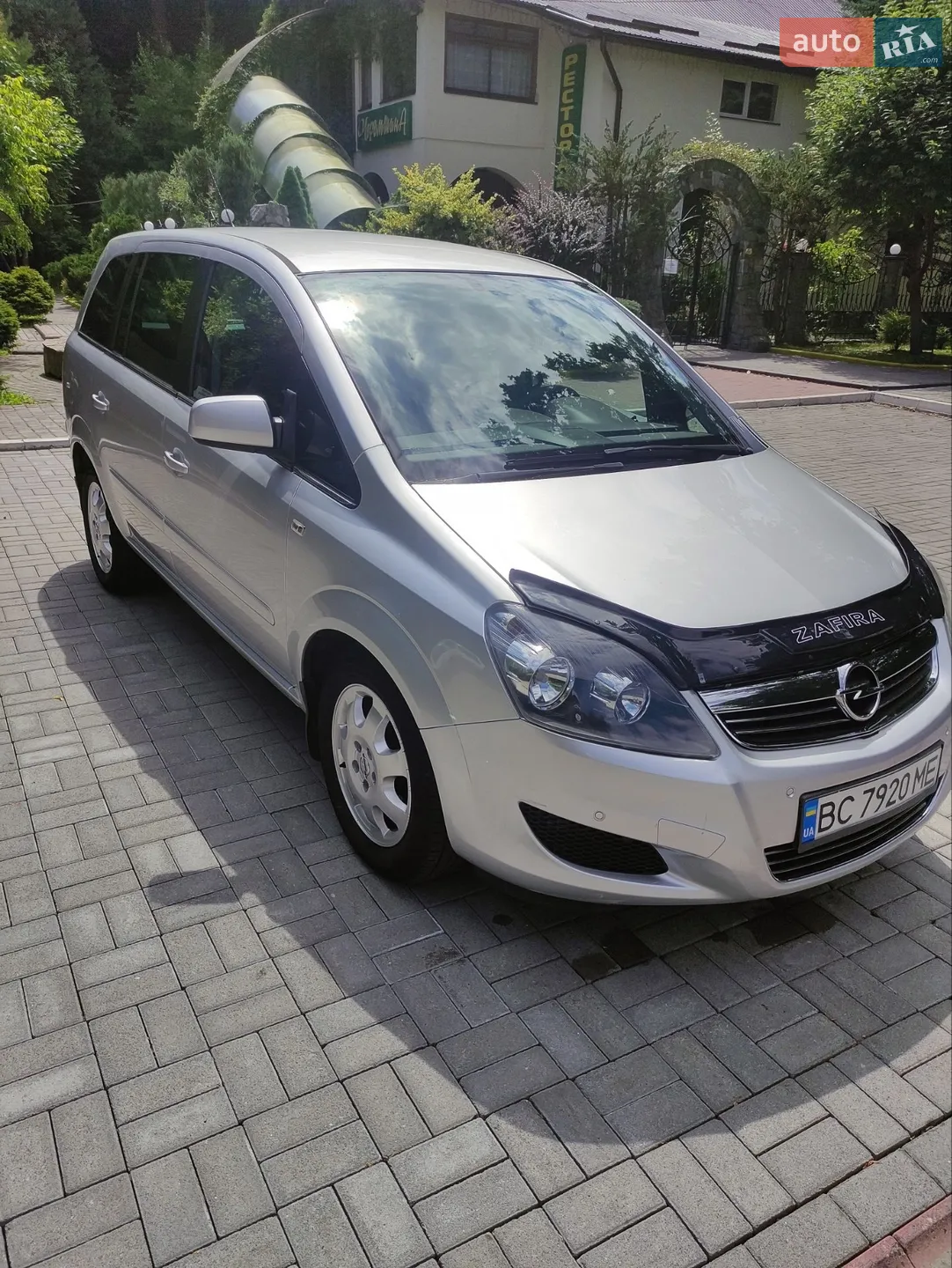 2011 Opel Zafira - фото 1
