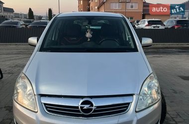 Минивэн Opel Zafira 2009 в Мукачево