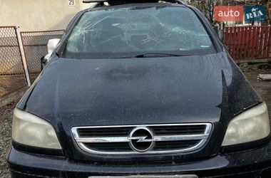 Минивэн Opel Zafira 2004 в Чорткове