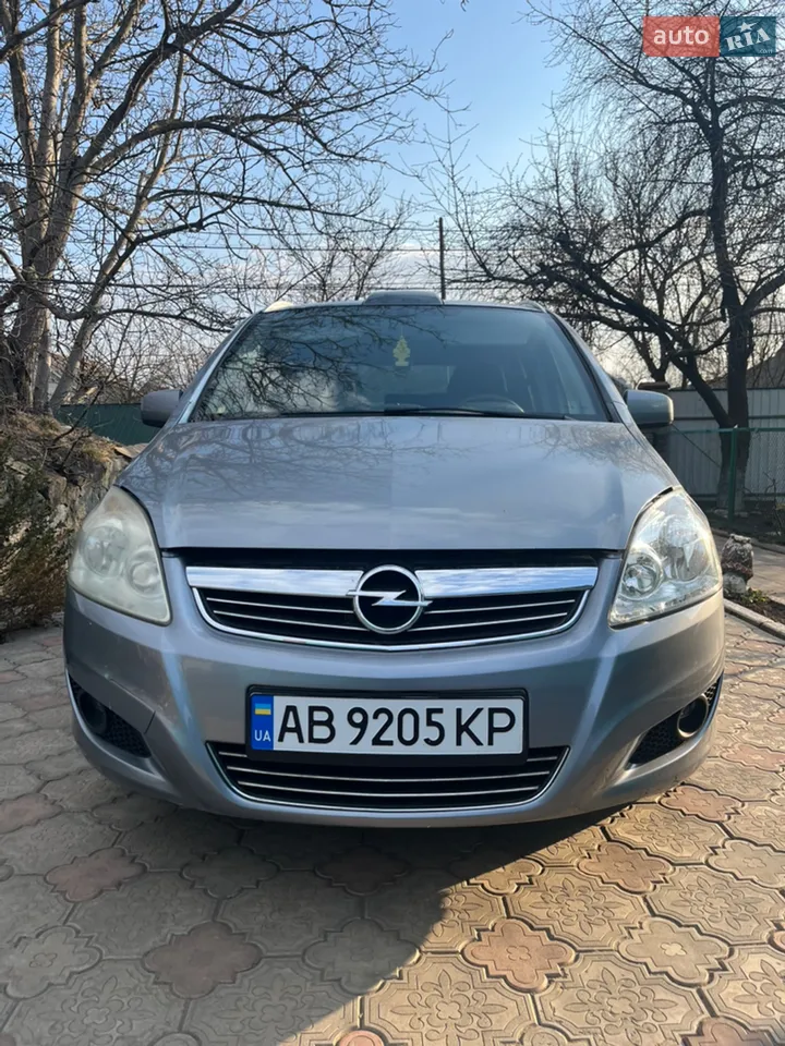 2010 Opel Zafira - мініатюра 21