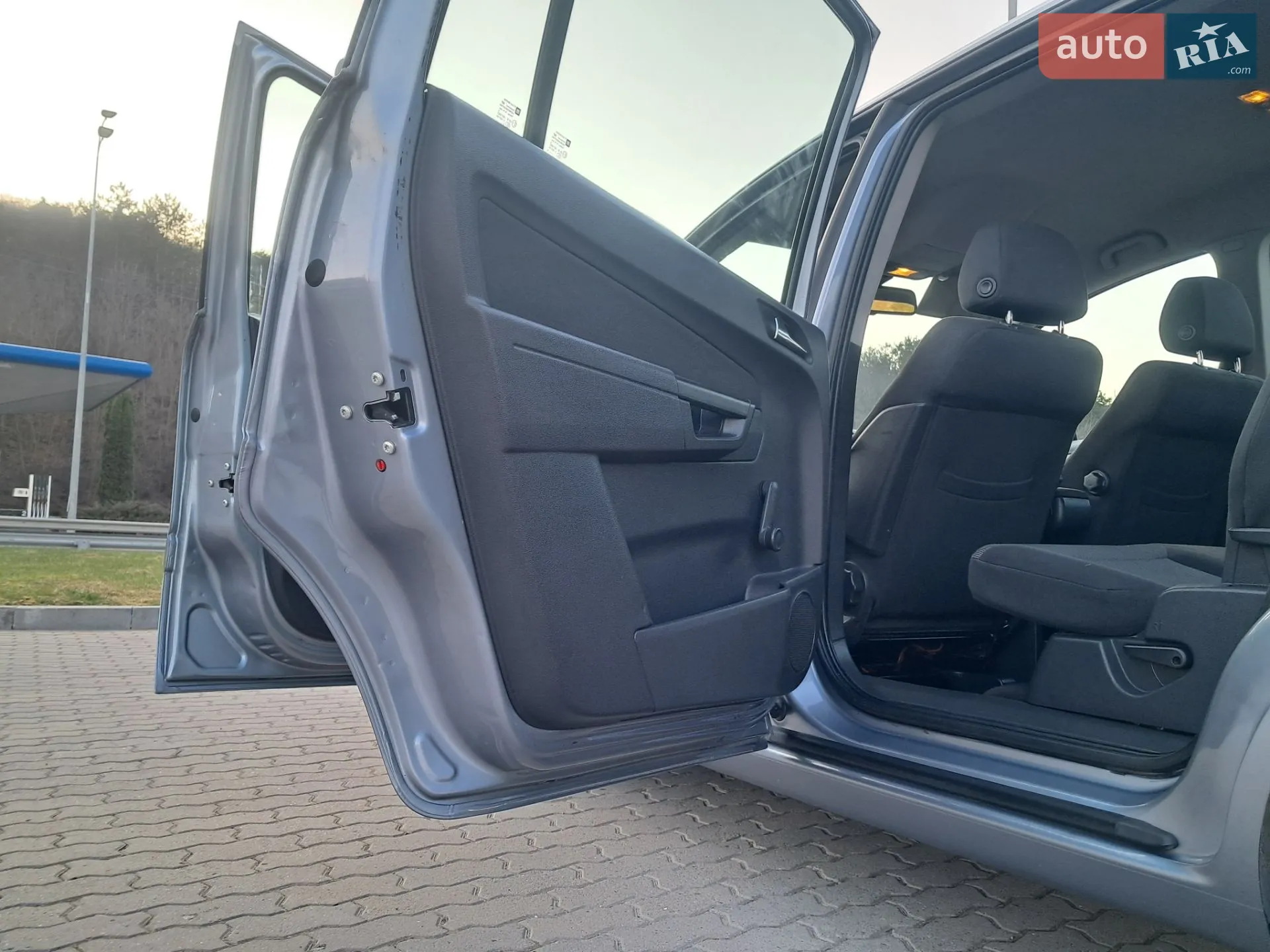2010 Opel Zafira - мініатюра 36