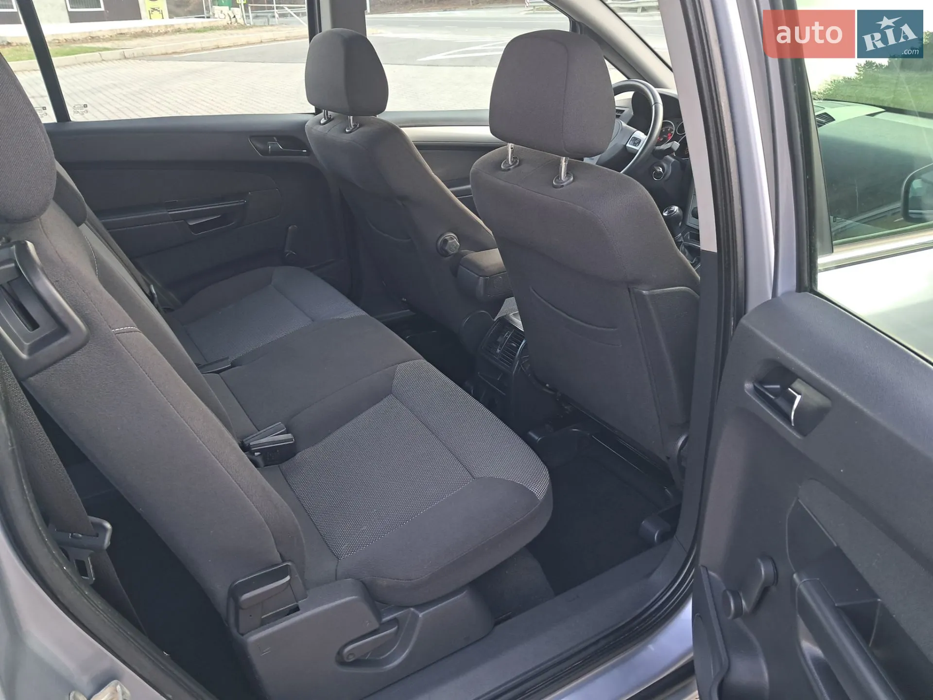 2010 Opel Zafira - мініатюра 47