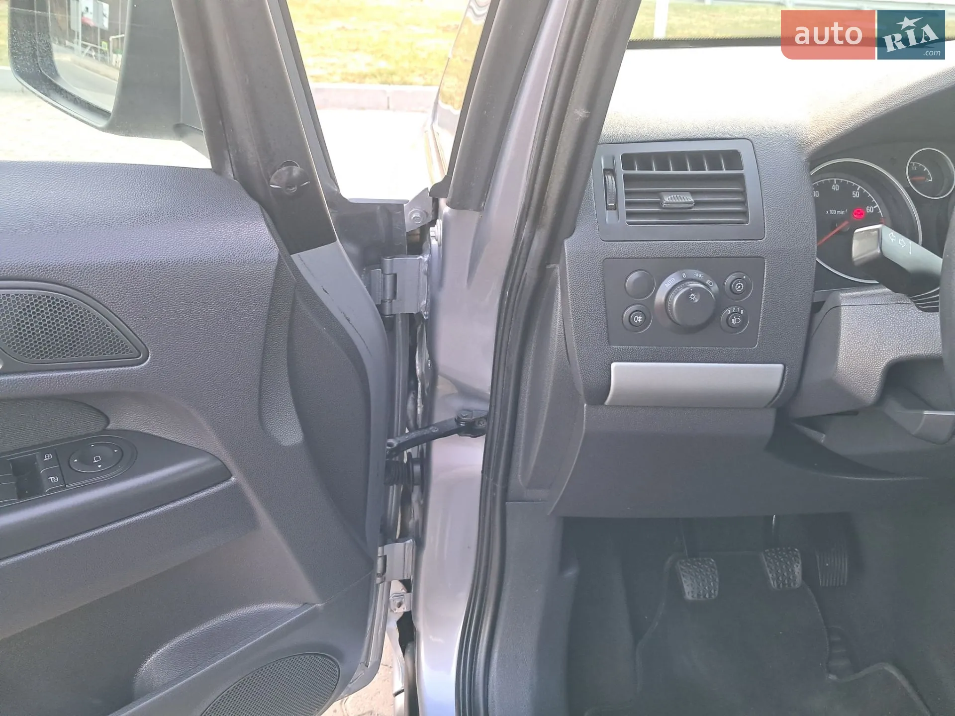 2010 Opel Zafira - мініатюра 58