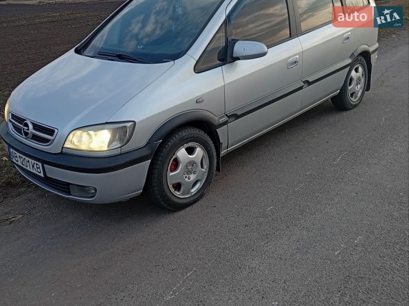Opel Zafira 2003