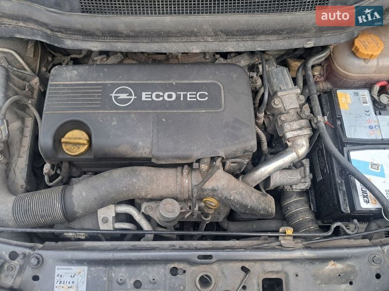 Мінівен Opel Zafira 2011 в Славуті