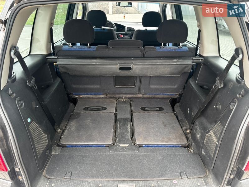 Минивэн Opel Zafira 2000 в Полтаве