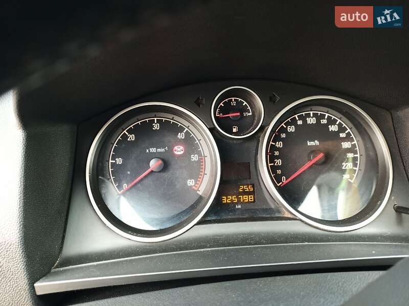 Минивэн Opel Zafira 2009 в Одессе фото 4 Минивэн Opel Zafira 2009 в Одессе