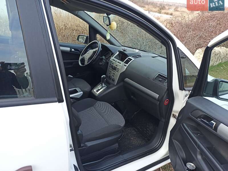 Минивэн Opel Zafira 2009 в Одессе фото 9 Минивэн Opel Zafira 2009 в Одессе