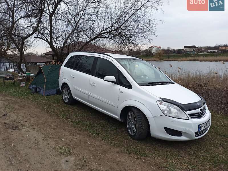 Минивэн Opel Zafira 2009 в Одессе фото 24 Минивэн Opel Zafira 2009 в Одессе