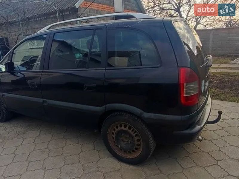 Минивэн Opel Zafira 2003 в Ниве Трудовой