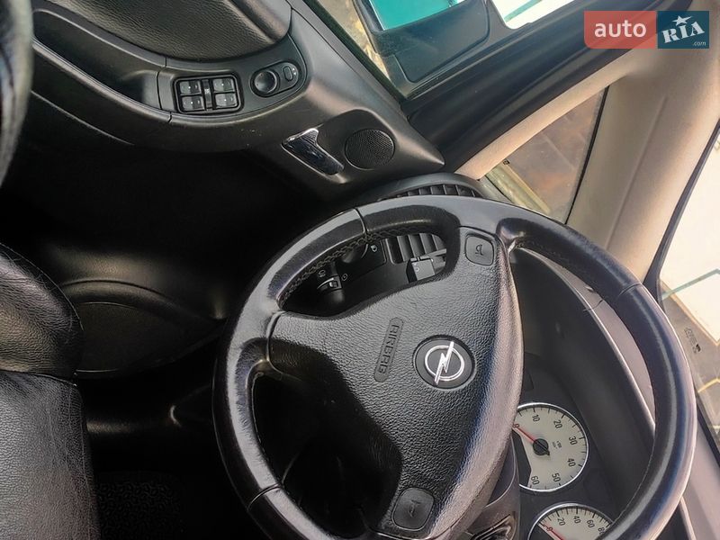 Минивэн Opel Zafira 2003 в Ниве Трудовой