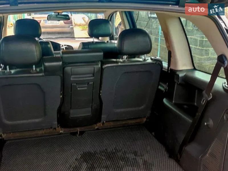 Минивэн Opel Zafira 2003 в Ниве Трудовой