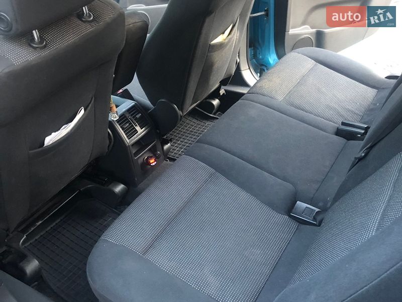 Минивэн Opel Zafira 2006 в Коцюбинском