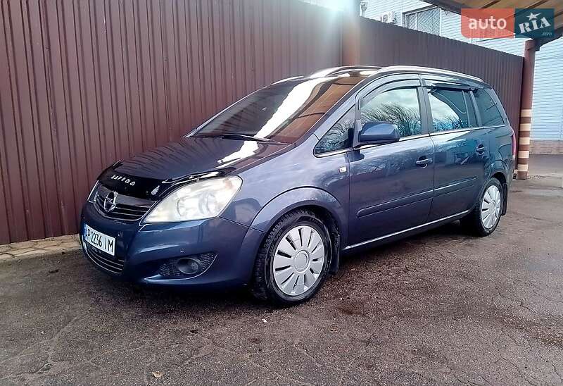 Минивэн Opel Zafira 2009 в Запорожье
