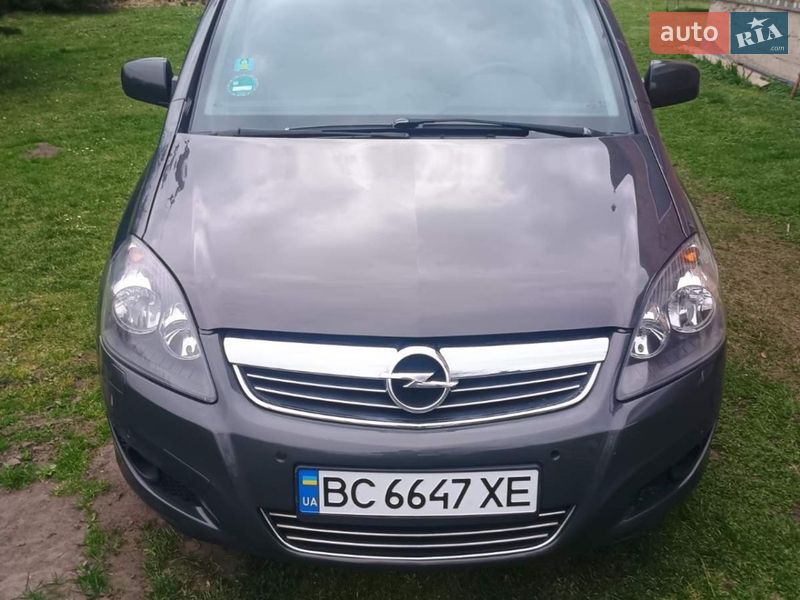 Opel Zafira 2014
