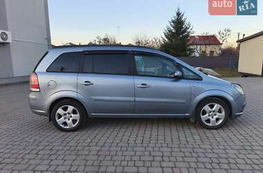 Минивэн Opel Zafira 2006 в Жовкве