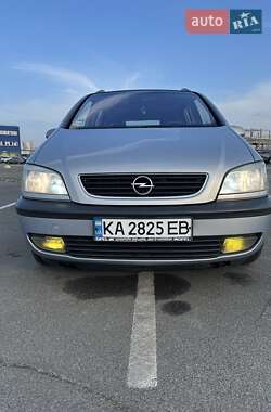 Мінівен Opel Zafira 2000 в Києві