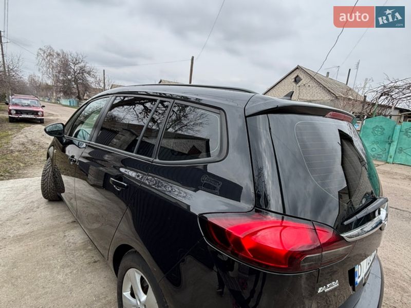 Мікровен Opel Zafira 2015 в Борисполі