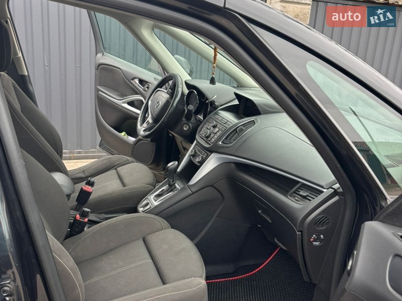 Мікровен Opel Zafira 2015 в Борисполі