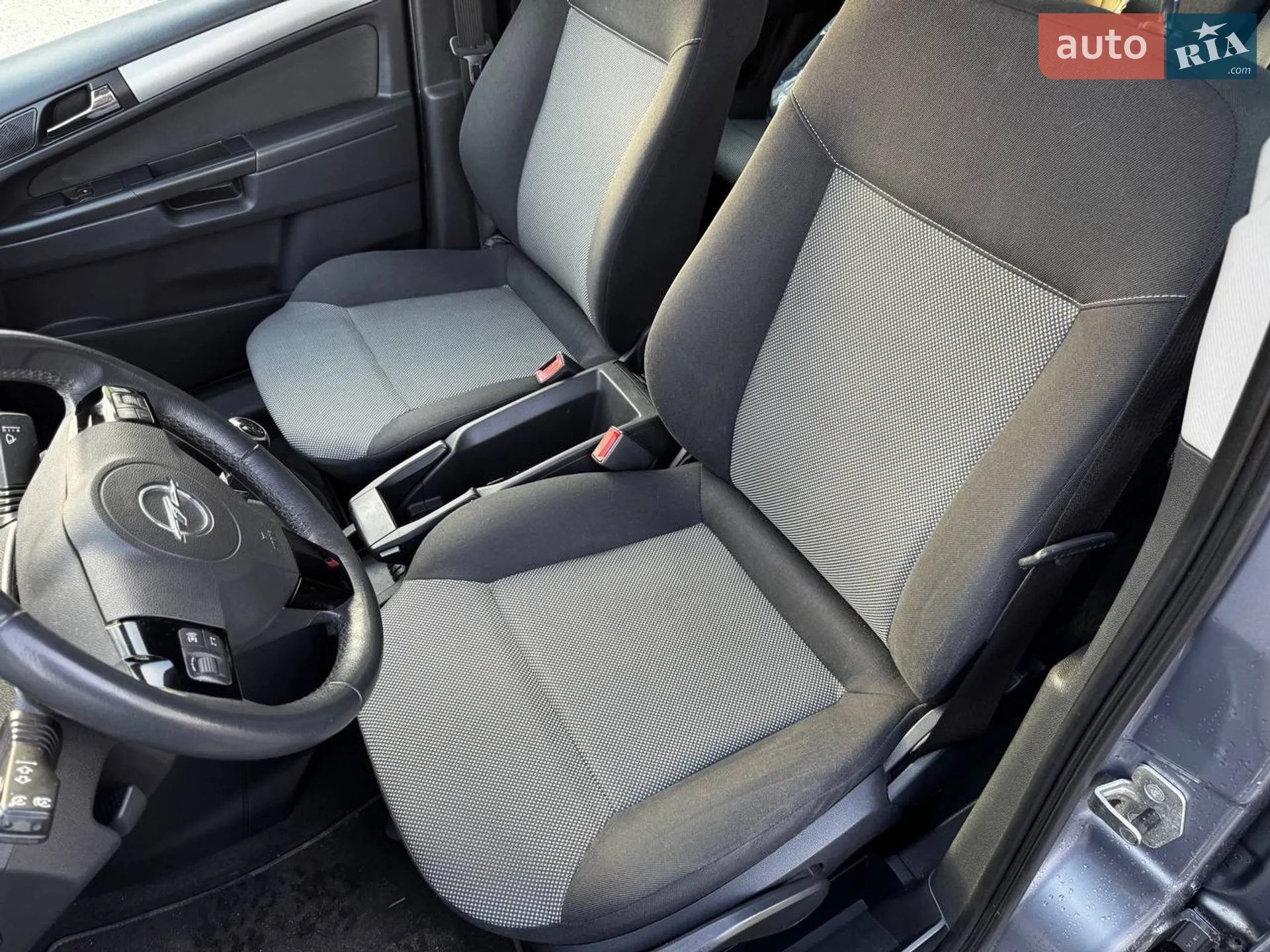 2010 Opel Zafira - мініатюра 35