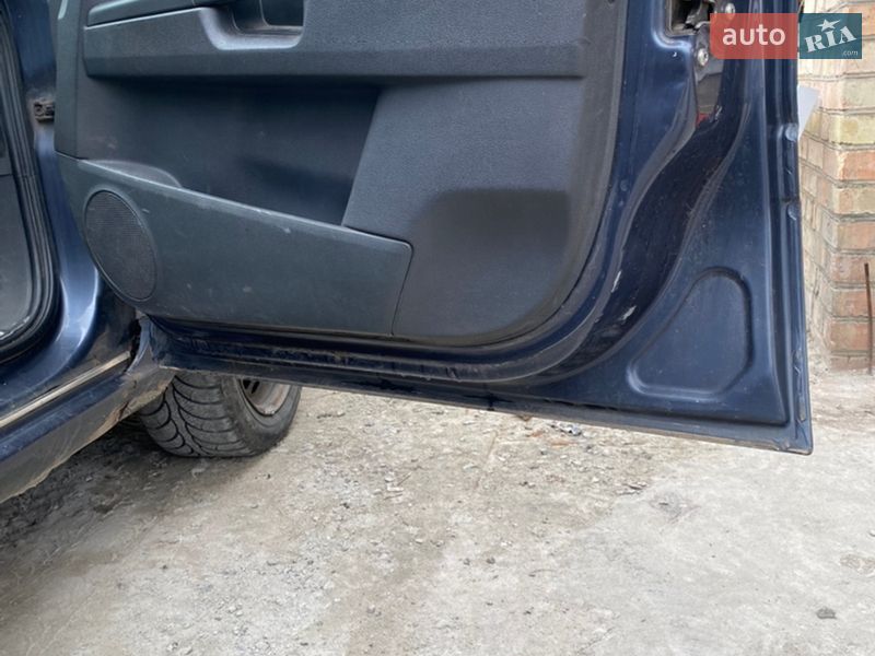 Минивэн Opel Zafira 2006 в Киеве фото 8 Минивэн Opel Zafira 2006 в Киеве