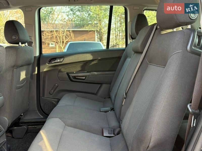 Мінівен Opel Zafira 2011 в Білій Церкві