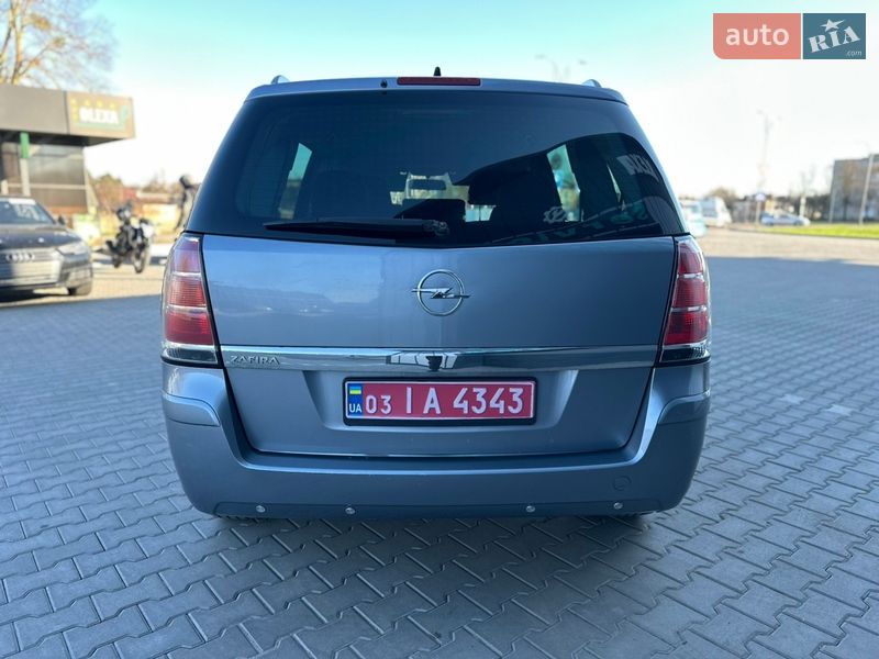 Минивэн Opel Zafira 2006 в Владимире