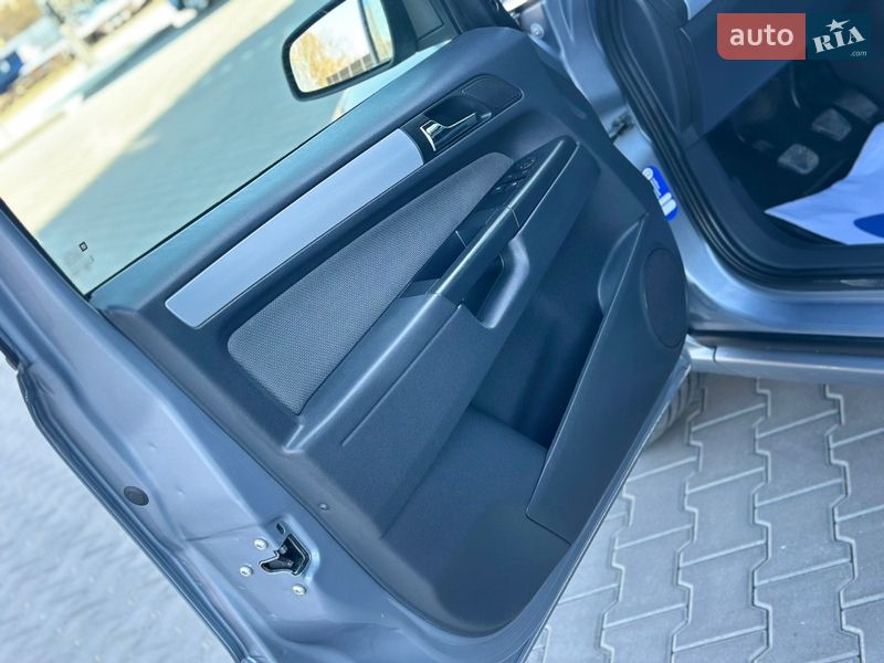 Минивэн Opel Zafira 2006 в Владимире