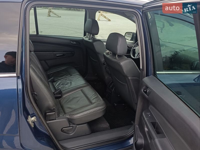 Минивэн Opel Zafira 2011 в Ивано-Франковске фото 44 Минивэн Opel Zafira 2011 в Ивано-Франковске