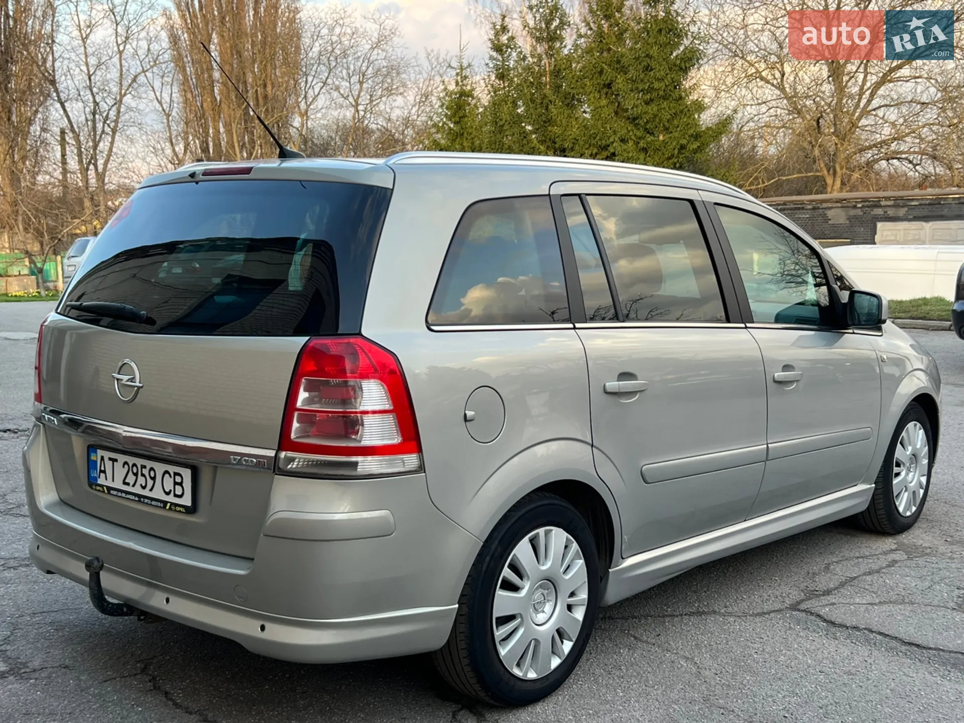 2010 Opel Zafira - мініатюра 19