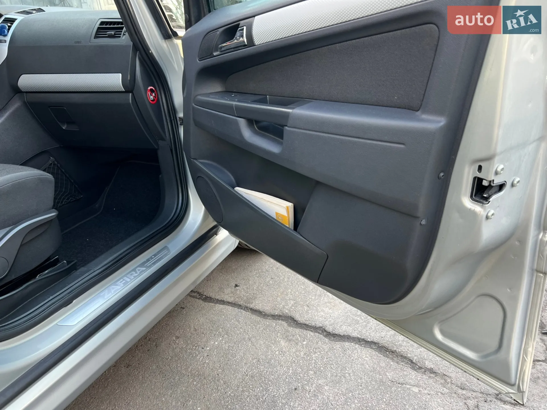 2010 Opel Zafira - мініатюра 27