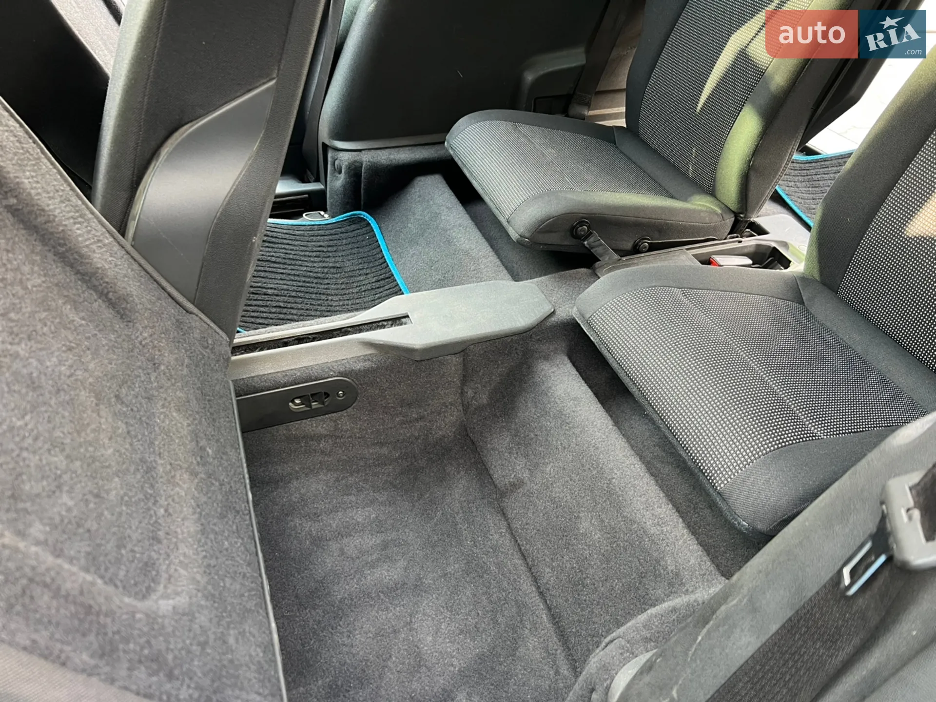 2010 Opel Zafira - мініатюра 30