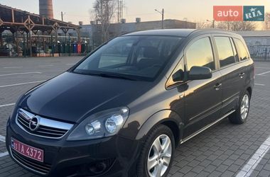 Мінівен Opel Zafira 2012 в Нововолинську