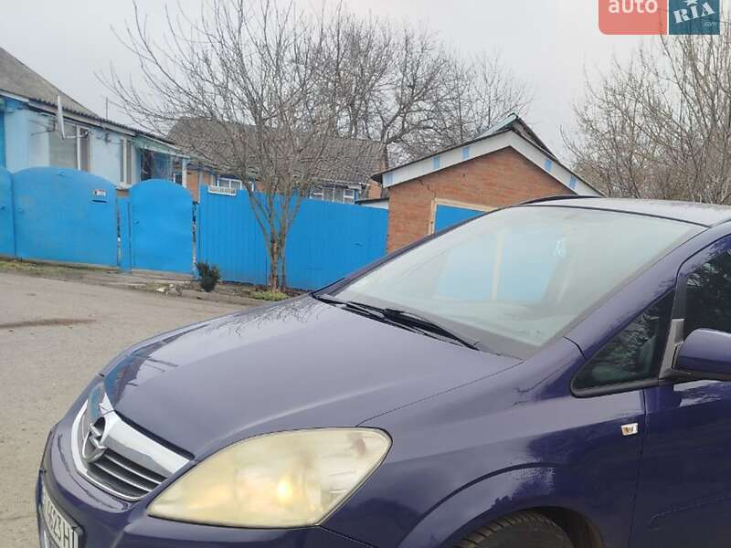 Opel Zafira 2010