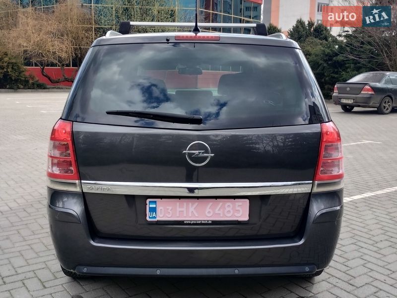 Мінівен Opel Zafira 2012 в Харкові