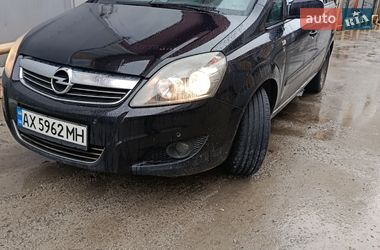 Минивэн Opel Zafira 2010 в Харькове