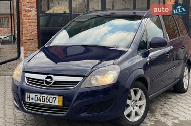 Минивэн Opel Zafira 2010 в Тернополе