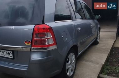 Минивэн Opel Zafira 2008 в Оратове