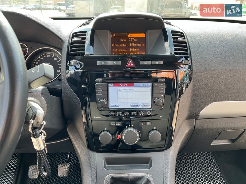 Минивэн Opel Zafira 2012 в Сумах