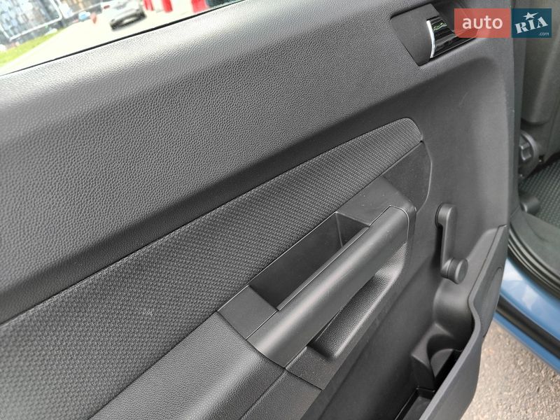 Минивэн Opel Zafira 2007 в Киеве фото 43 Минивэн Opel Zafira 2007 в Киеве