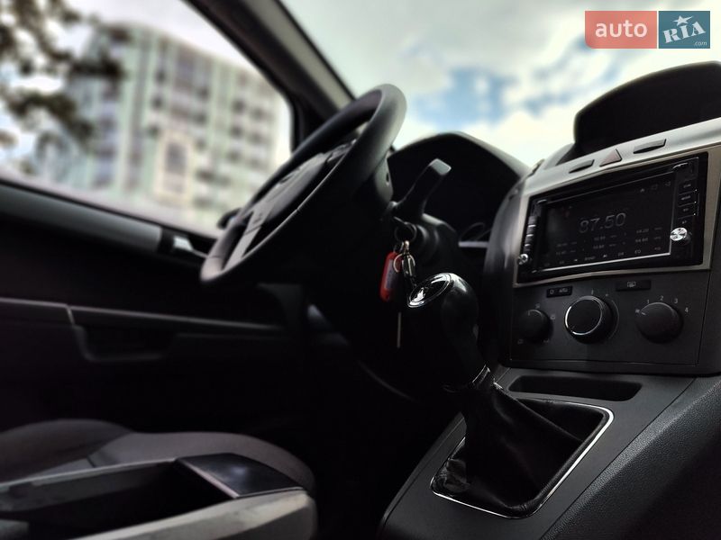 Минивэн Opel Zafira 2007 в Киеве фото 53 Минивэн Opel Zafira 2007 в Киеве