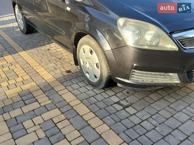 Opel Zafira 2005