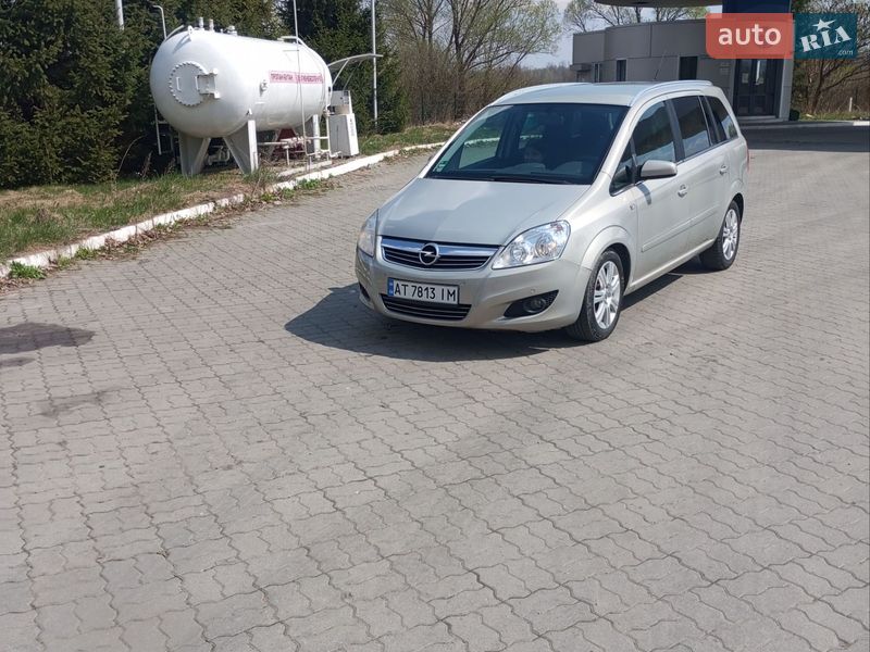 Opel Zafira 2008