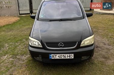 Минивэн Opel Zafira 2001 в Надворной